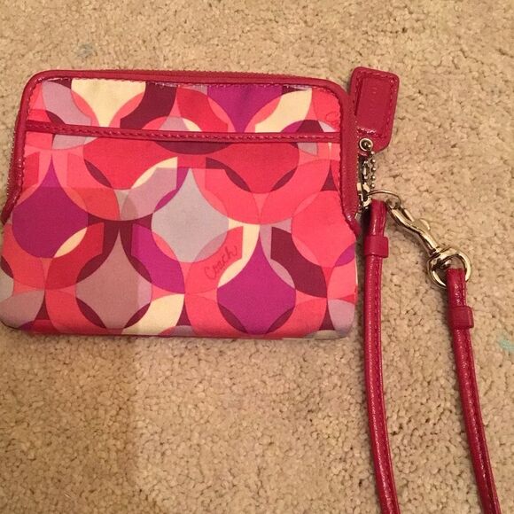 Coach ❤️ Poppy Pink Red Wallet Wristlet - Picture 2 of 4